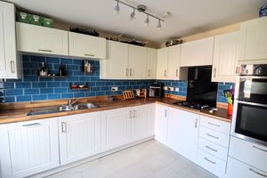 Kitchen- click for photo gallery